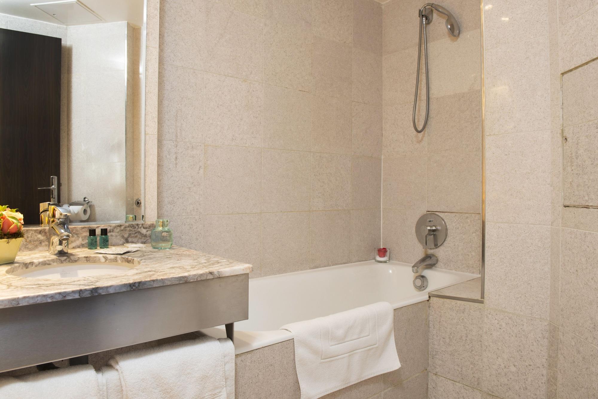 Hotel Bac Saint-Germain Париж Екстериор снимка